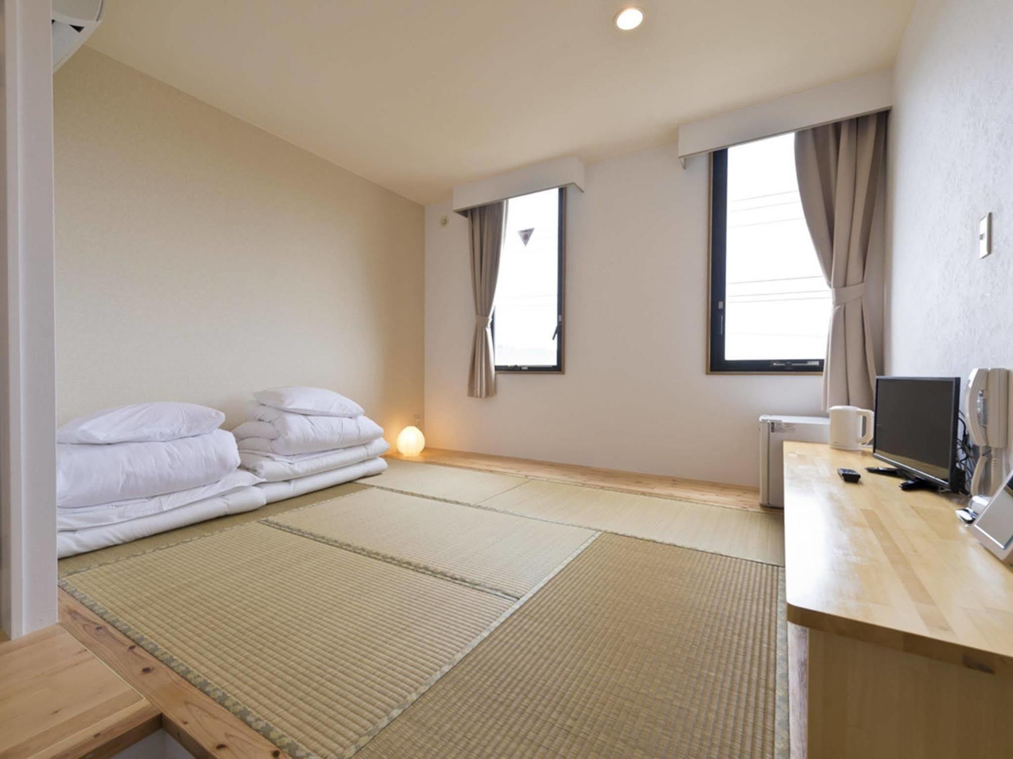 Pangoo Onna Japanese Style Hotel Екстер'єр фото